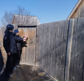 В Бурятии завершено расследование уголовных дел в отношении рецидивистов, совершивших серию краж с проникновением в жилища.